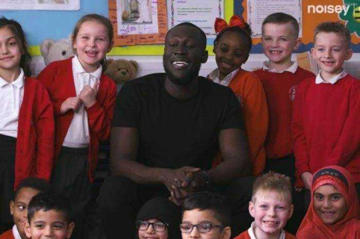 Stormzy gets grilled by schoolkids with Noisey Photograph