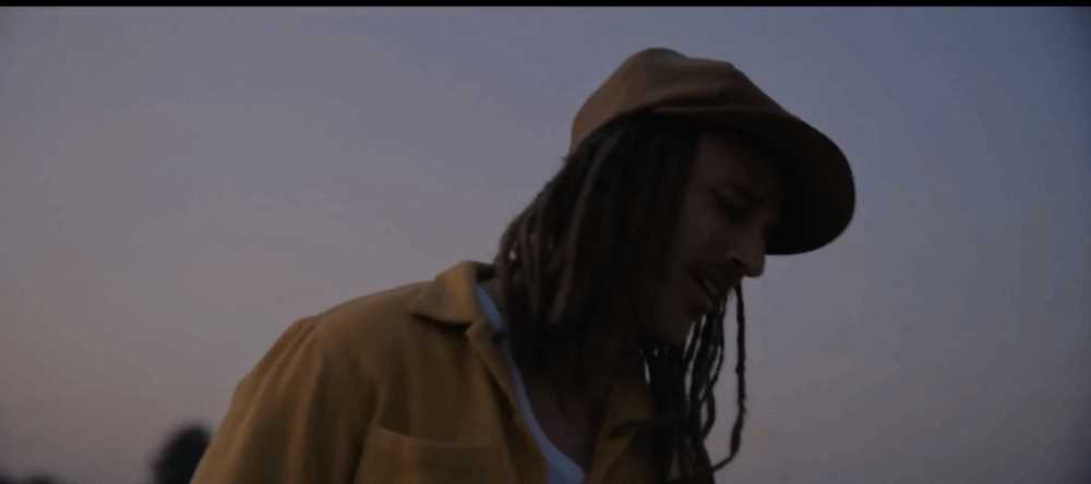 NEW @JPCooperMusic unveils visuals to brand new single 'In These Arms' Photograph