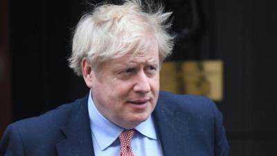 Boris Johnson stable in hospital and does not have pneumonia  Photograph