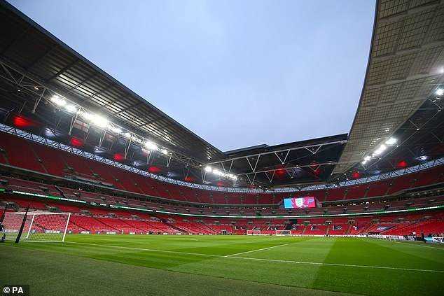 Premier League clubs expecting return behind closed doors Photograph