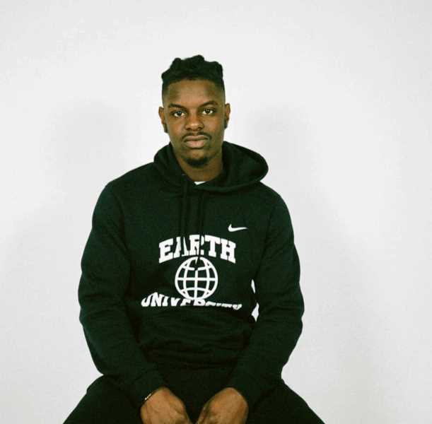We caught up with East London's up-and-coming artist, B-Joux. Photograph