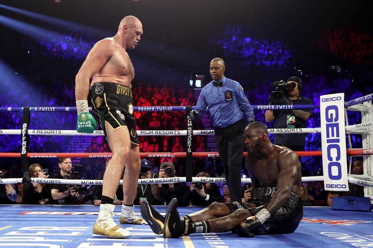 Tyson Fury vs Deontay Wilder 2, knockdown.