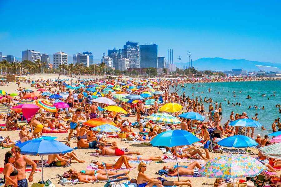 Britons rush to book holidays in Spain after hearing 'green corridor' news Photograph