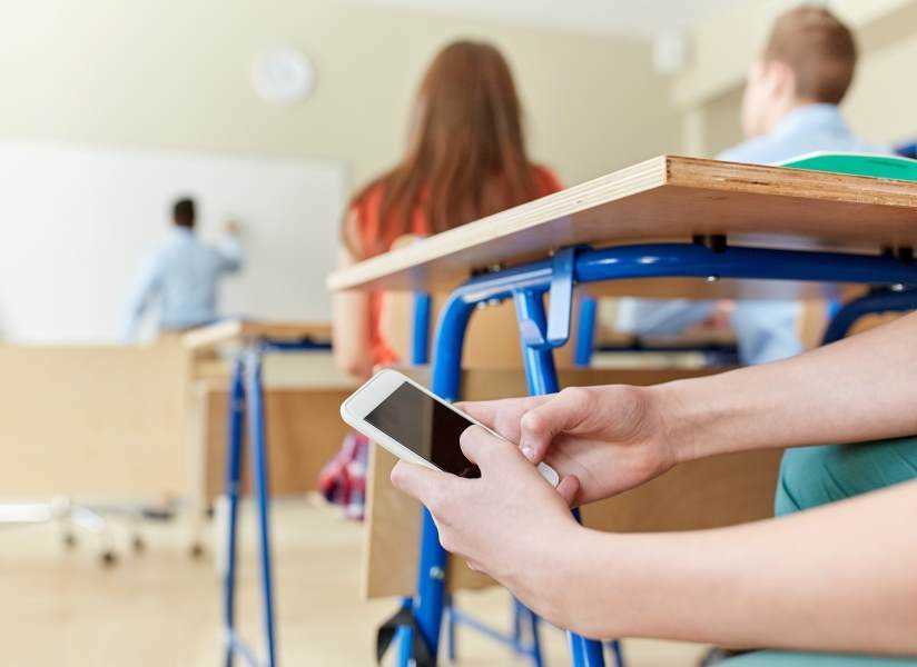 Education Secretary Gavin Williams launches plan to ban mobile phones from schools Photograph