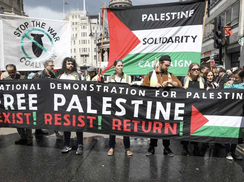 Thousands in London protest Israel's Gaza raids, brutality in Al-Aqsa Mosque Photograph